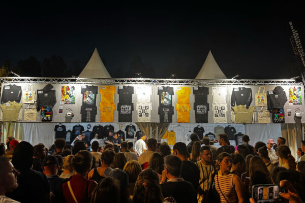 Fans queuing for Ed Sheeran Merch